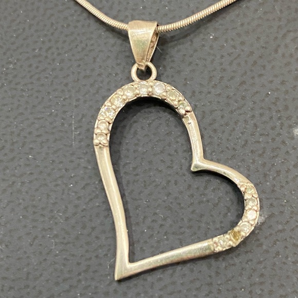 Vintage Signed 925 Italy Sterling Silver Open Heart CZ Pendant Necklace 6.4g - Picture 11 of 16